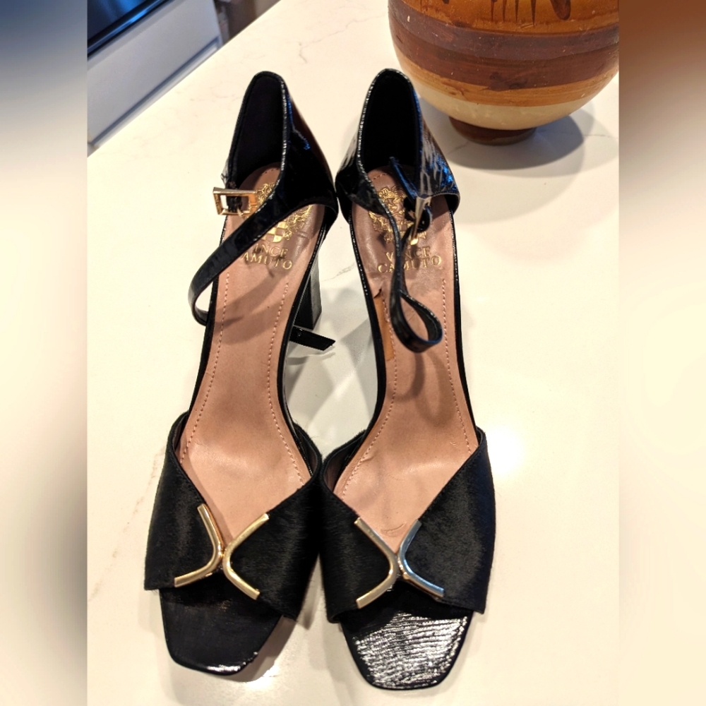 Vince camuto